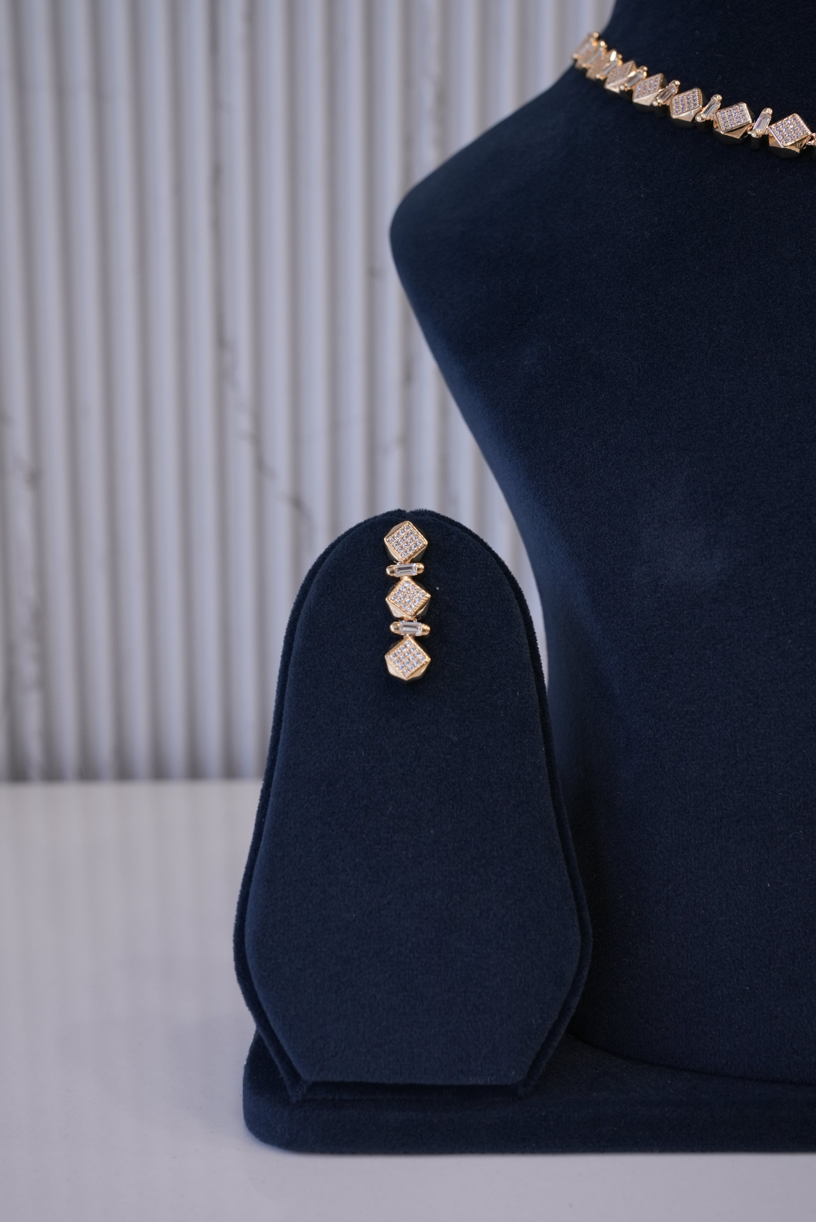 Urban Sparkle, Necklace, Gold Patra demi-fine jewellery, SKU N_D_1 image 2