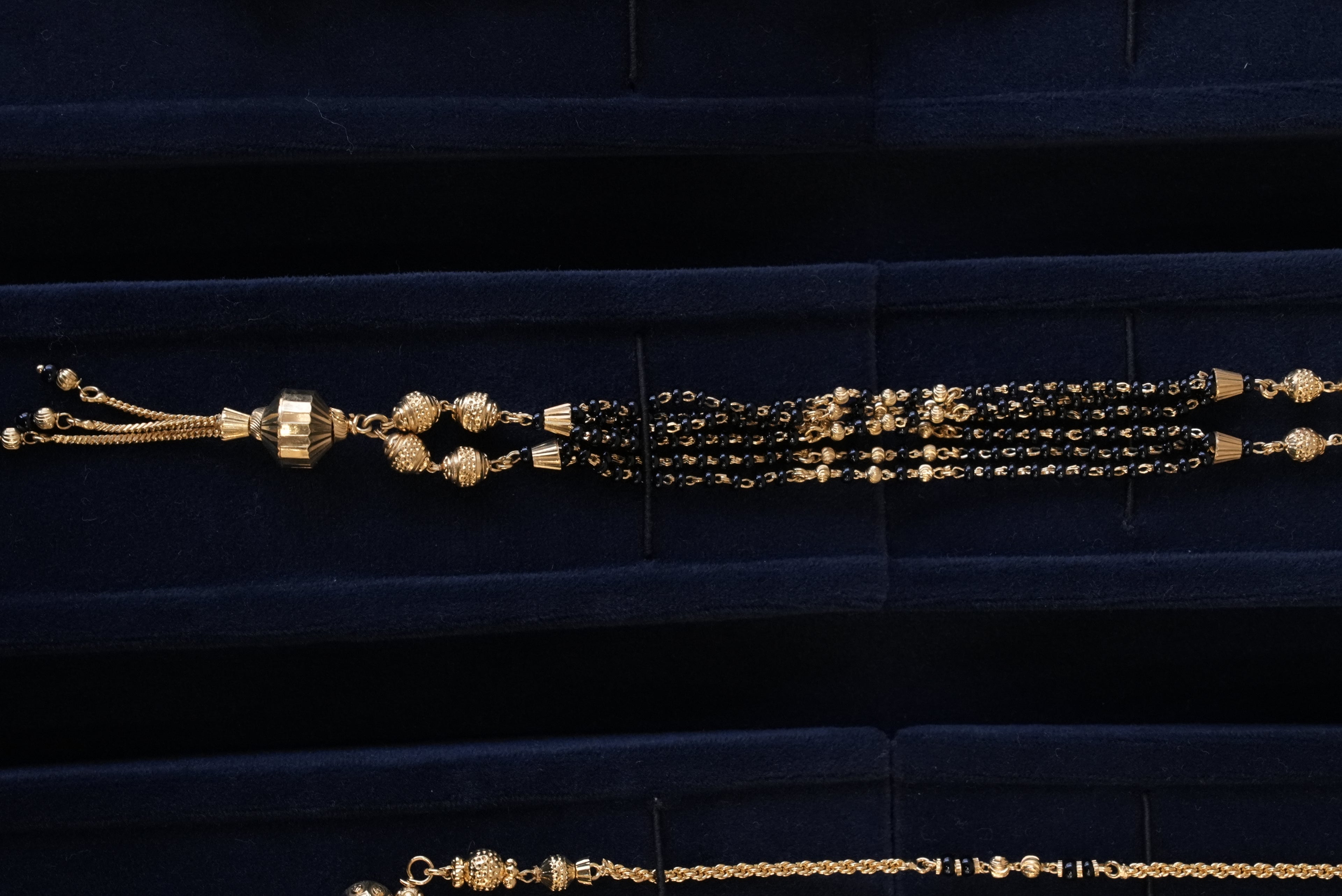Manoramaa, Mangalsutra, Gold Patra demi-fine jewellery, SKU M_S_2 image 1