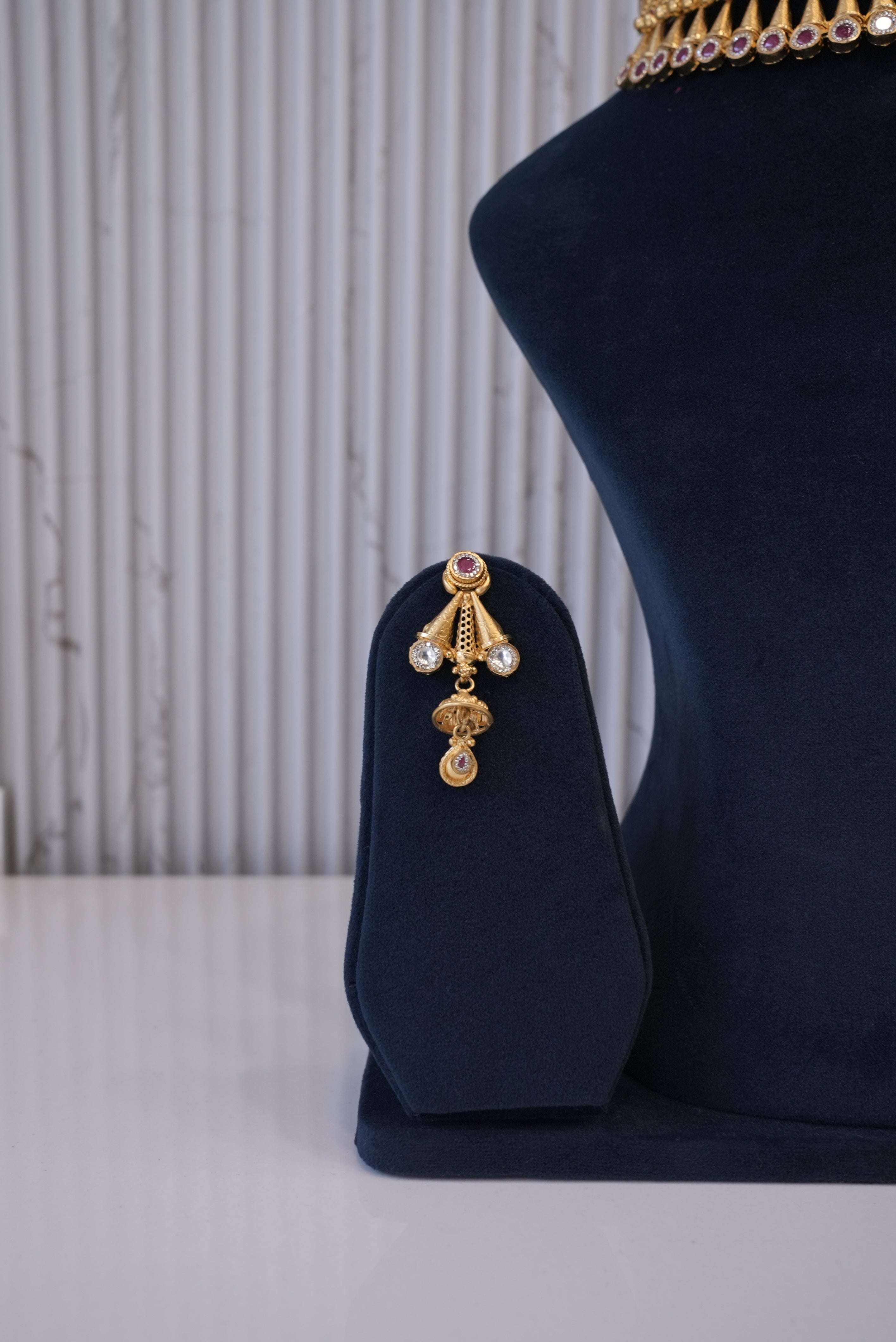 Modern Maharani, Necklace, Gold Patra demi-fine jewellery, SKU N_CH_5 image 1
