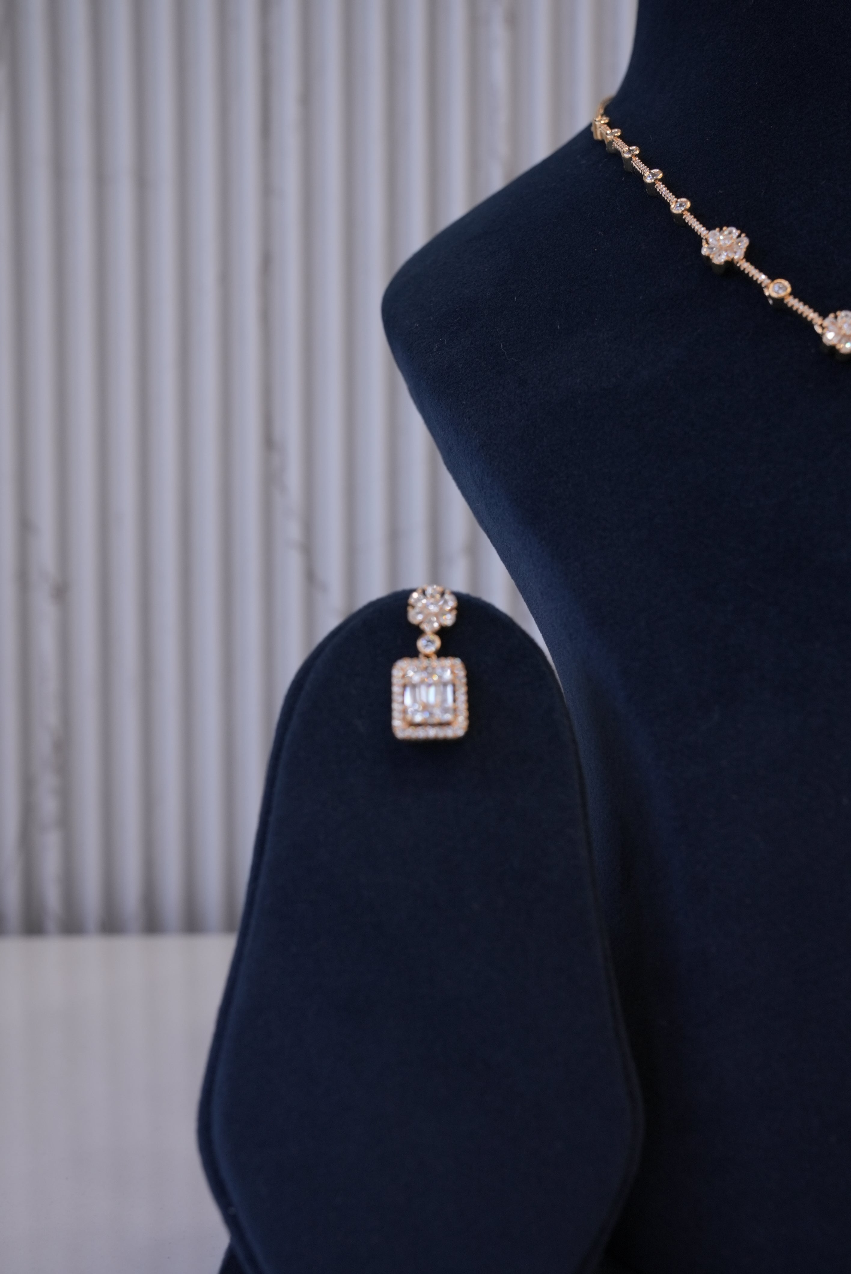 Crystal Bloom, Necklace, Gold Patra demi-fine jewellery, SKU N_D_11 image 2