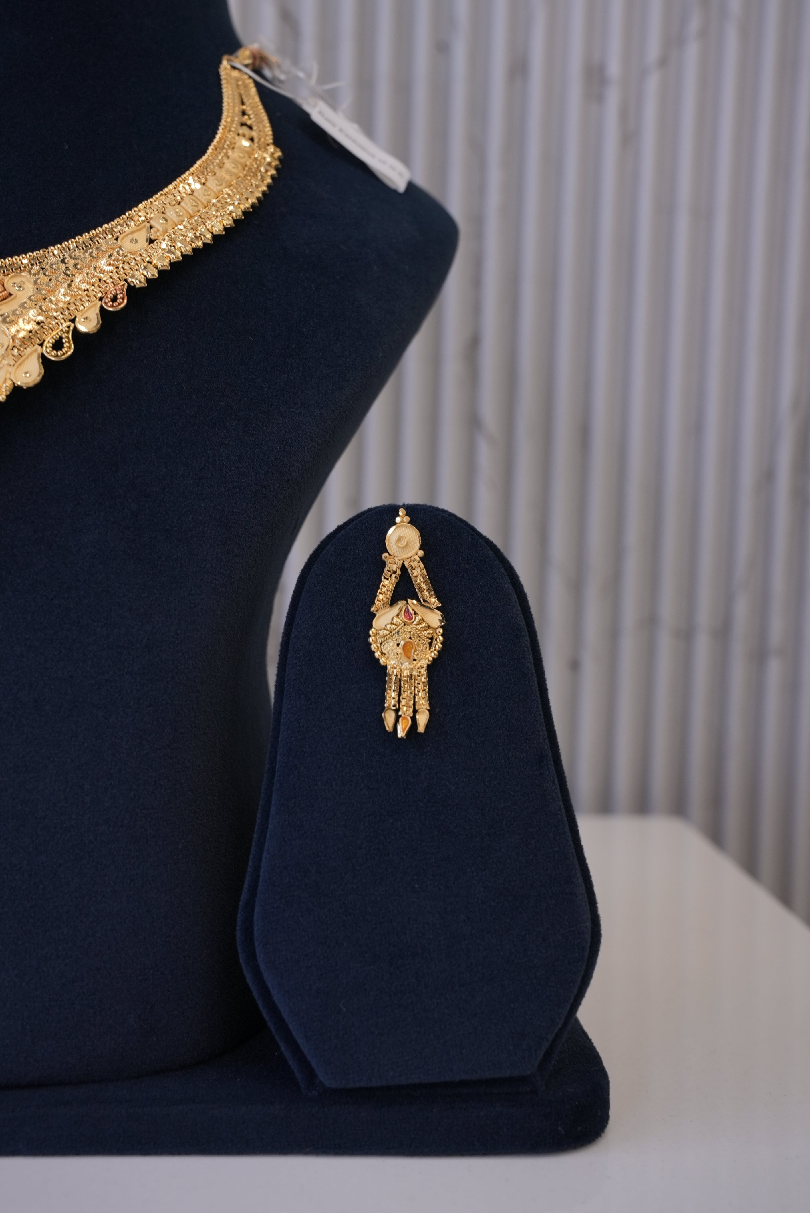 Golden Mirage, Necklace, Gold Patra demi-fine jewellery, SKU N_GS_3 image 3