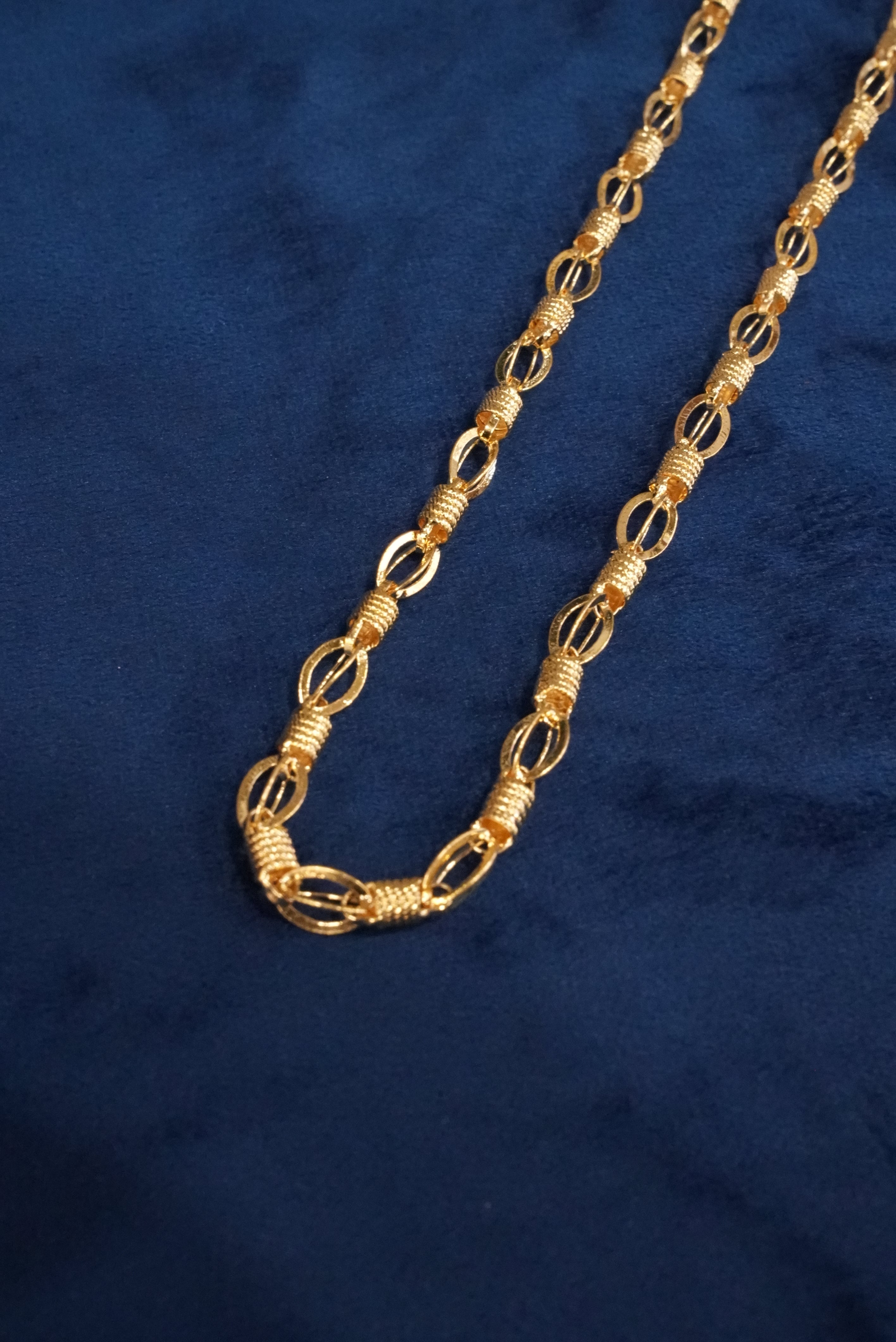 Divine Aura, Chains, Gold Patra demi-fine jewellery, Size 18 inches, SKU CH_G_6 image 2