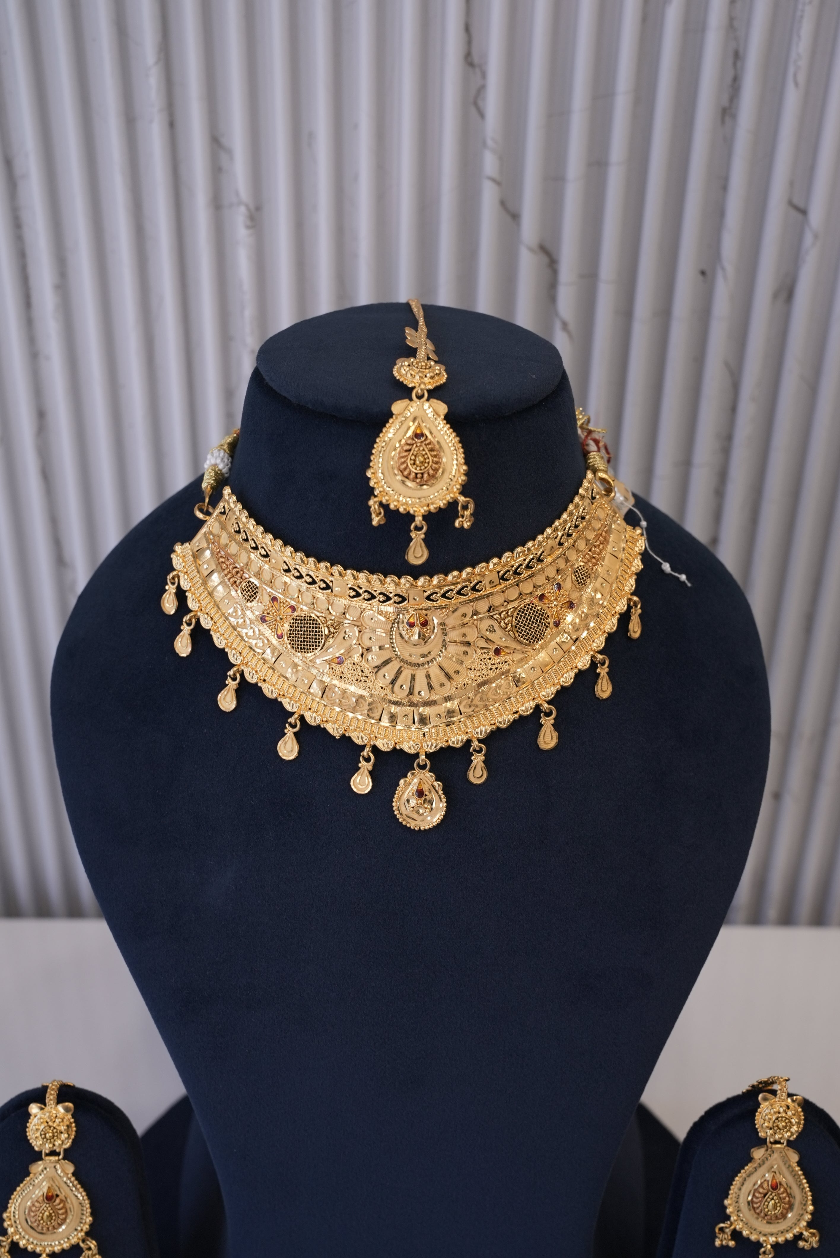 Radiant Bond, Necklace, Gold Patra demi-fine jewellery, SKU N_CH_8 image 1
