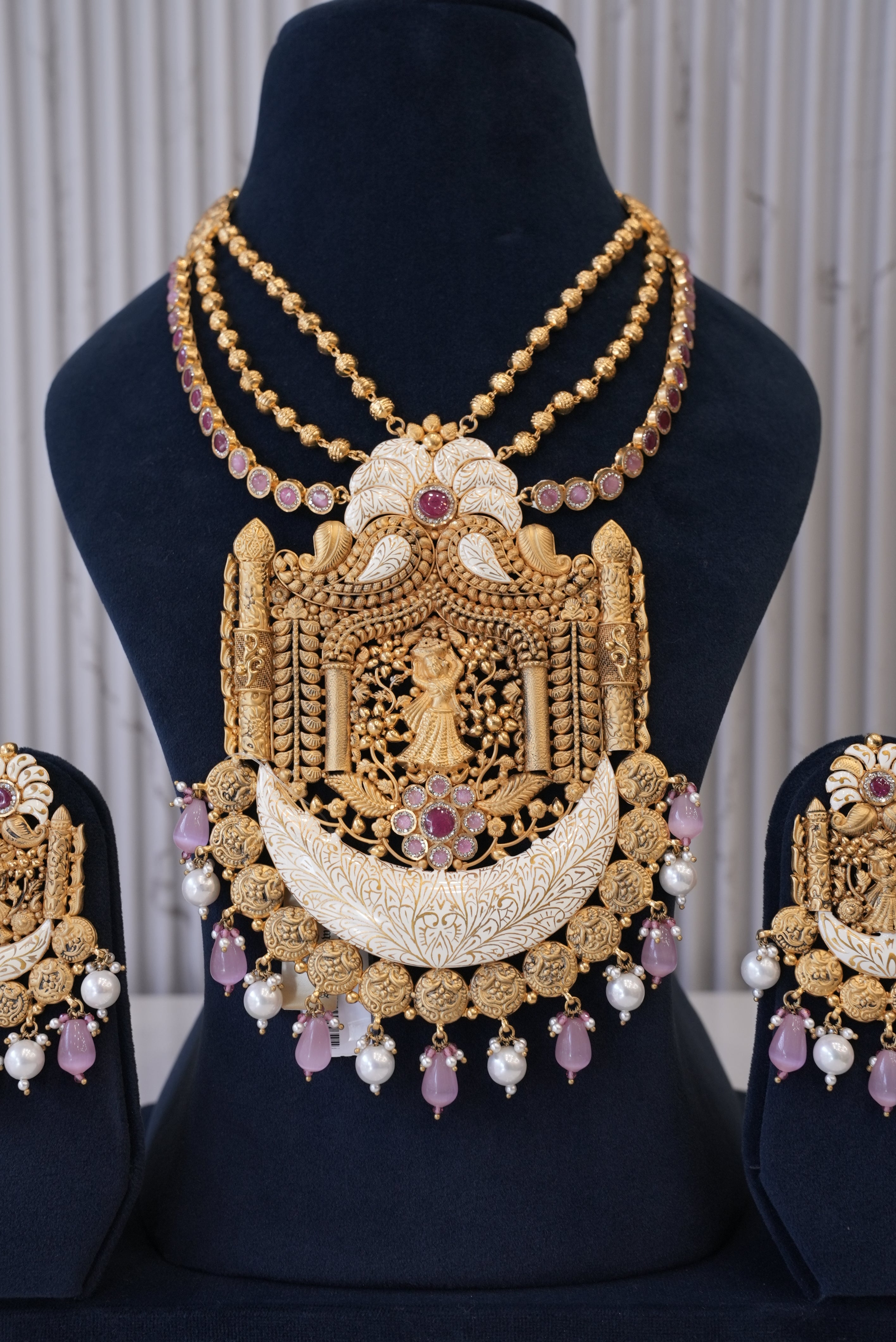 Maharani, Necklace, Gold Patra demi-fine jewellery, SKU N_BS_2 image 1
