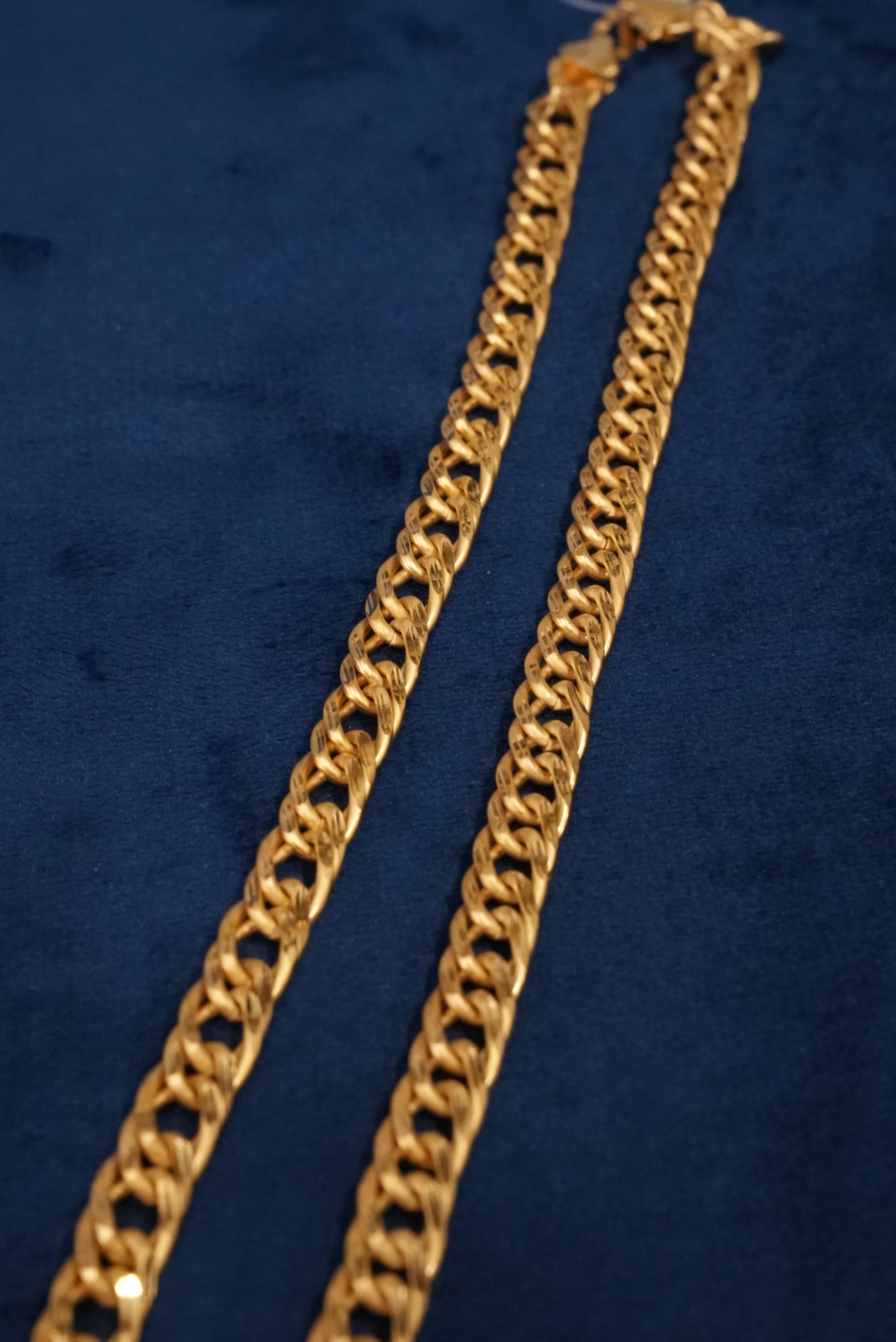 Classic Link, Chains, Gold Patra demi-fine jewellery, Size 18 inches, SKU CH_G_2 image 3