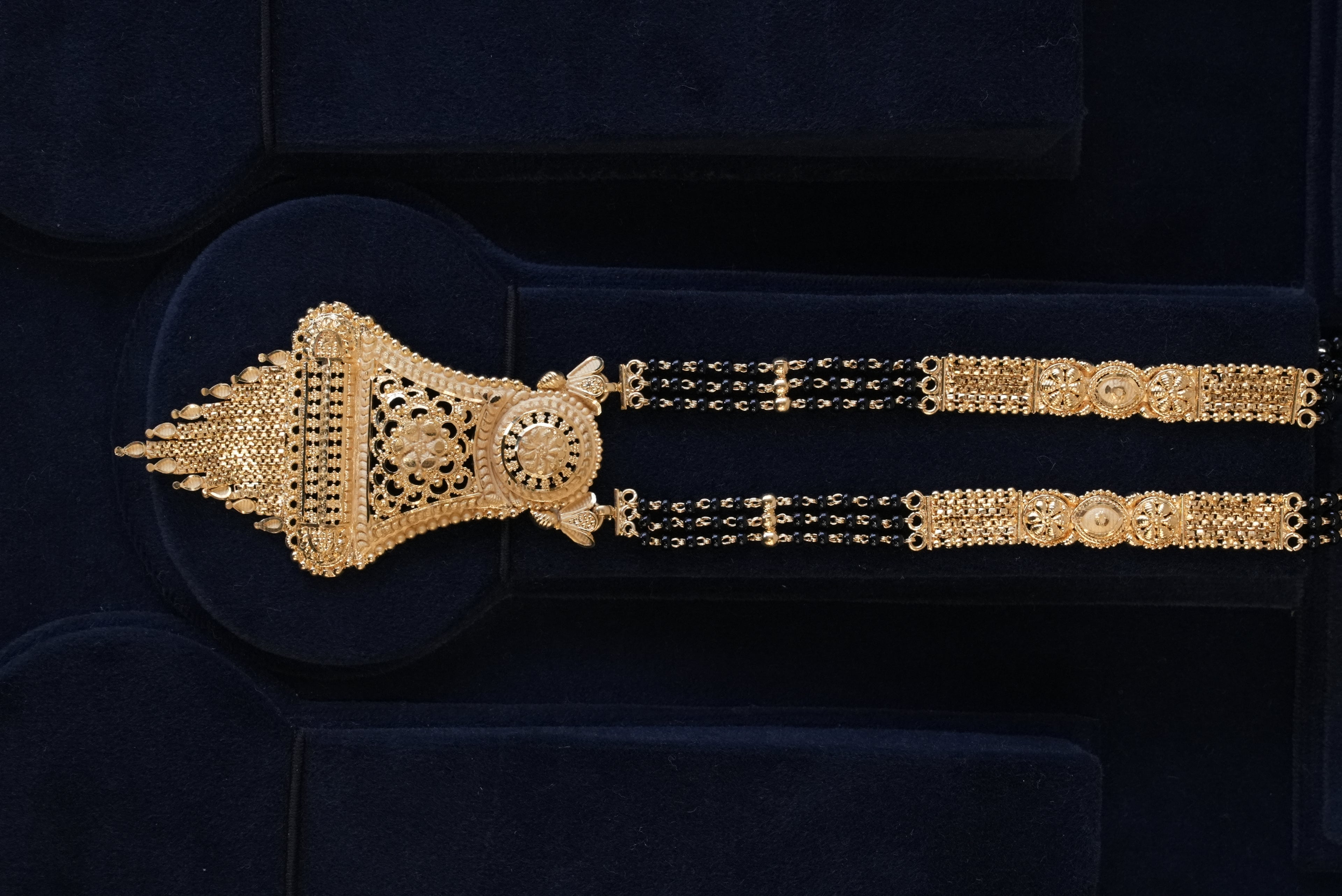Devangana, Mangalsutra, Gold Patra demi-fine jewellery, SKU M_HT_4 image 2