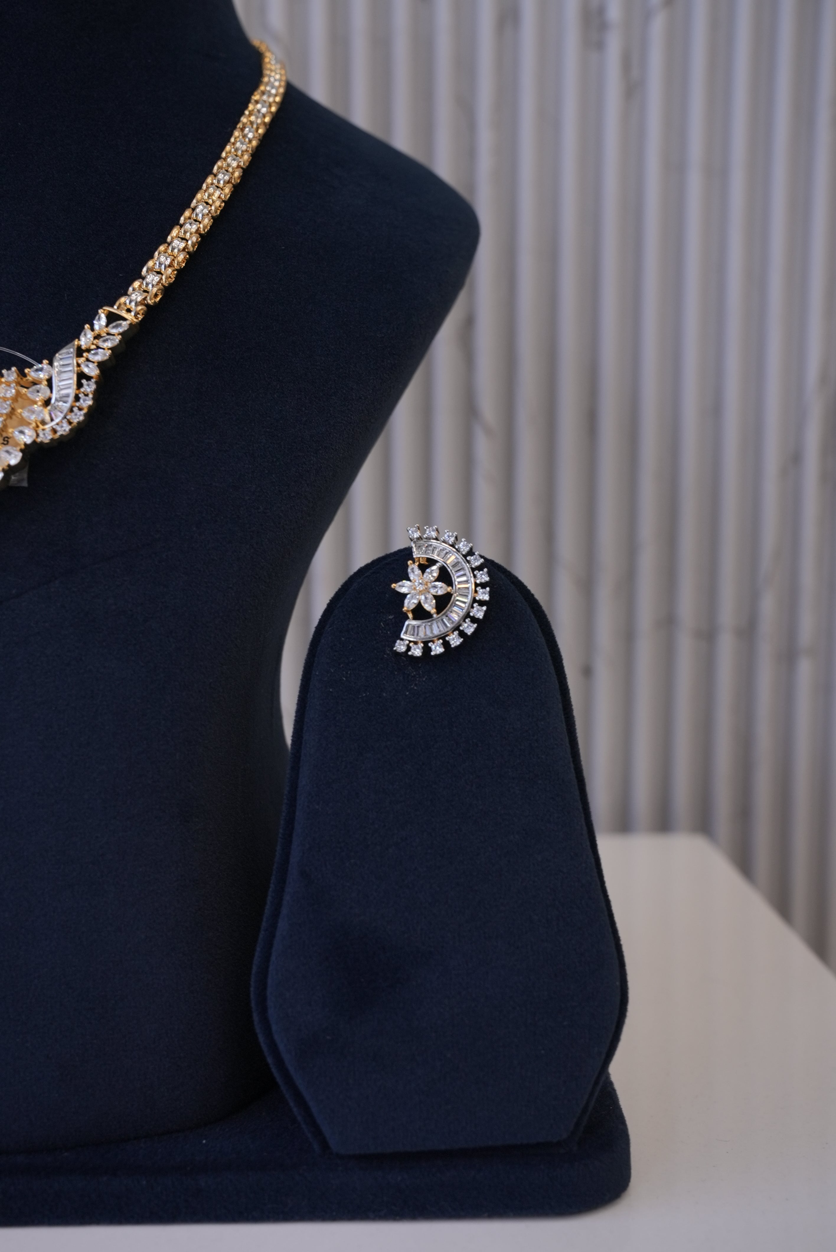 Infinite Shine, Necklace, Gold Patra demi-fine jewellery, SKU N_D_13 image 3
