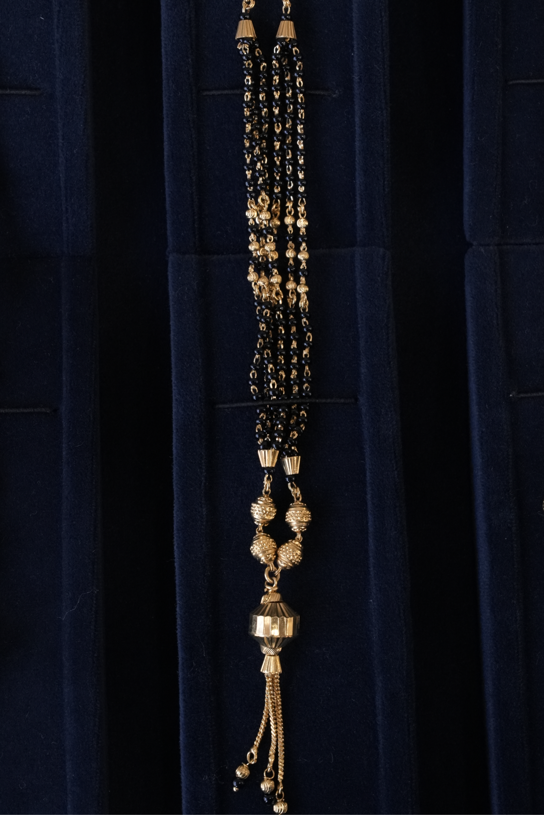 Manoramaa, Mangalsutra, Gold Patra demi-fine jewellery, SKU M_S_2 image 2