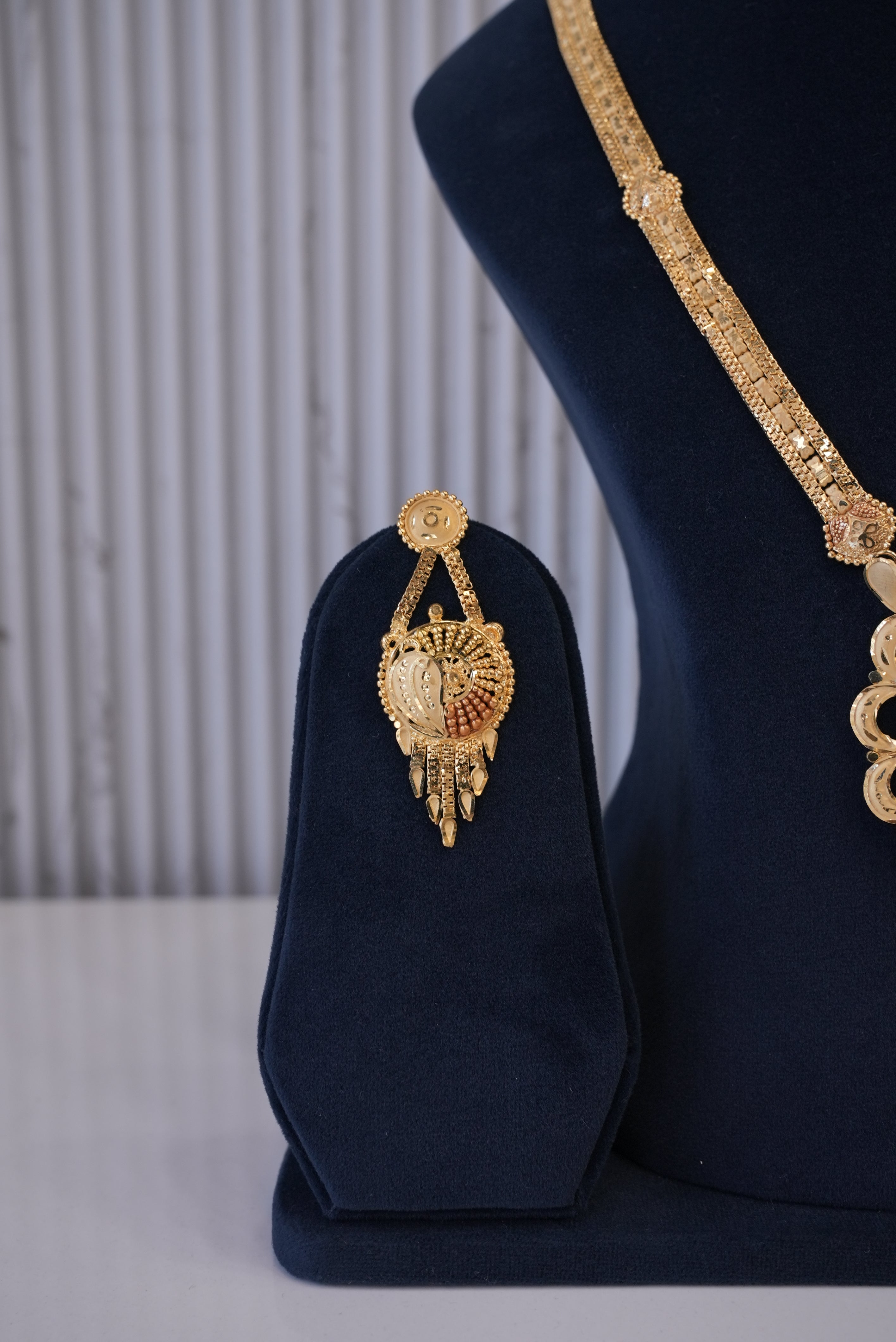 Eternal Radiance, Necklace, Gold Patra demi-fine jewellery, SKU N_GS_1 image 2